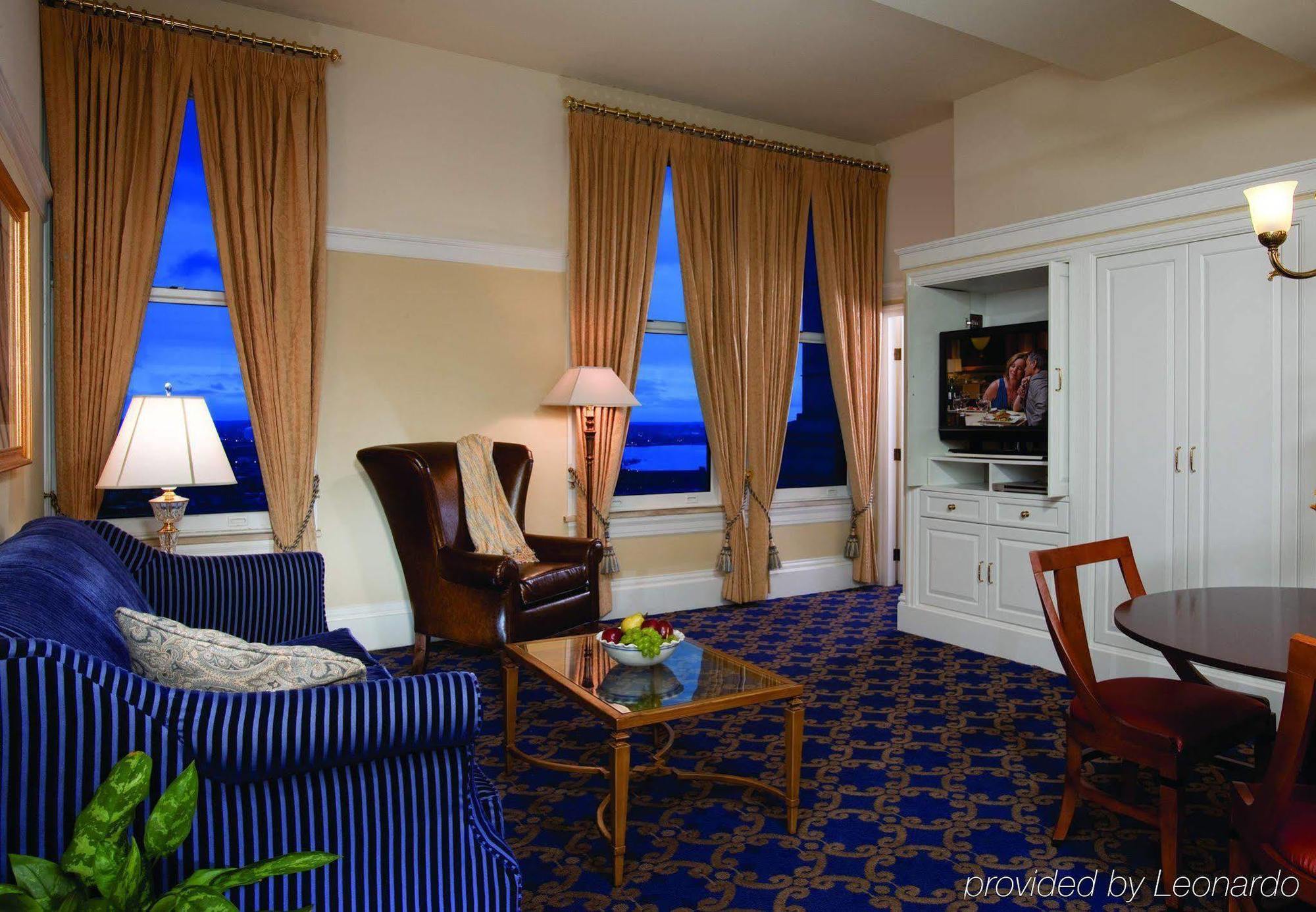 Marriott Vacation Club At Custom House, Boston   Hotel Exterior photo